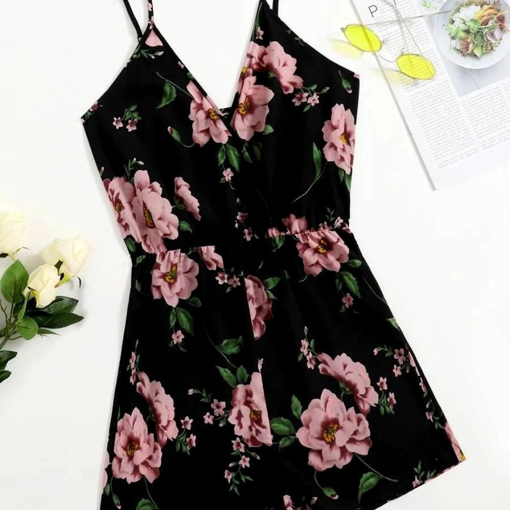 Women's Romper Sleeveless Pink Floral Print Black Romper MEDIUM